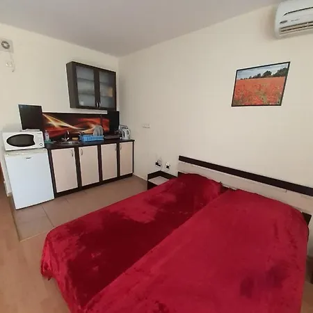 Apartment двухкомнатные в поморие болгария комплекс Blue Bay Palace